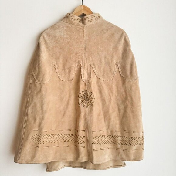 Vintage Suede beige Hand Tooled Short Boho Cape w pockets S - Picture 10 of 11